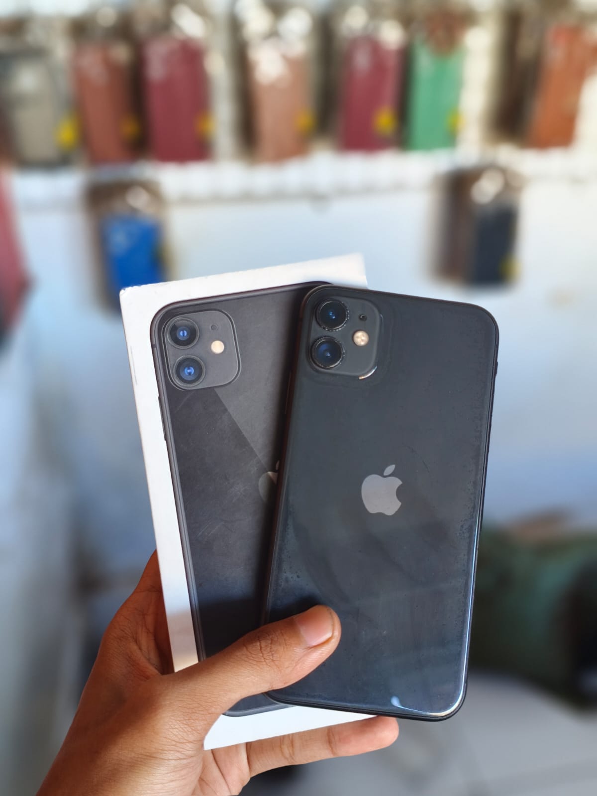 IPHONE 11